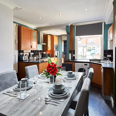 Haven Nr Centre Apartment *