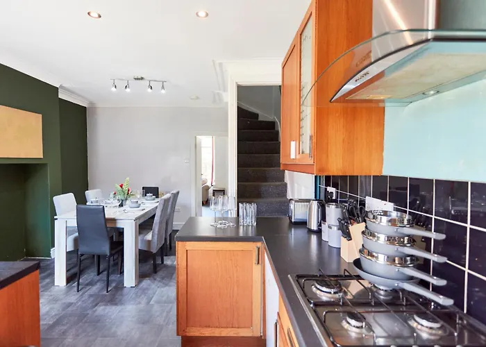 Haven Nr Centre * Leeds (West Yorkshire)