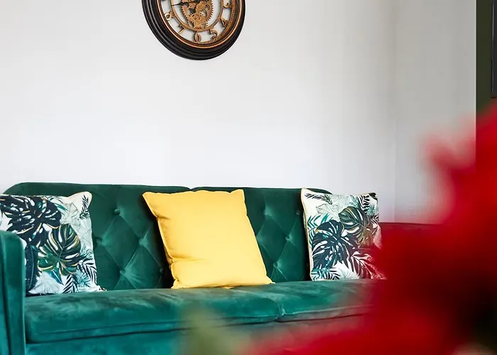 Haven Nr Centre * Leeds (West Yorkshire)